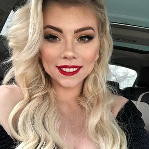 Meet your Posher, Kiley